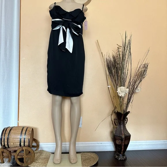 RED Valentino | Dresses | Red Valentino Black White Bow Sheath Dress |  Poshmark